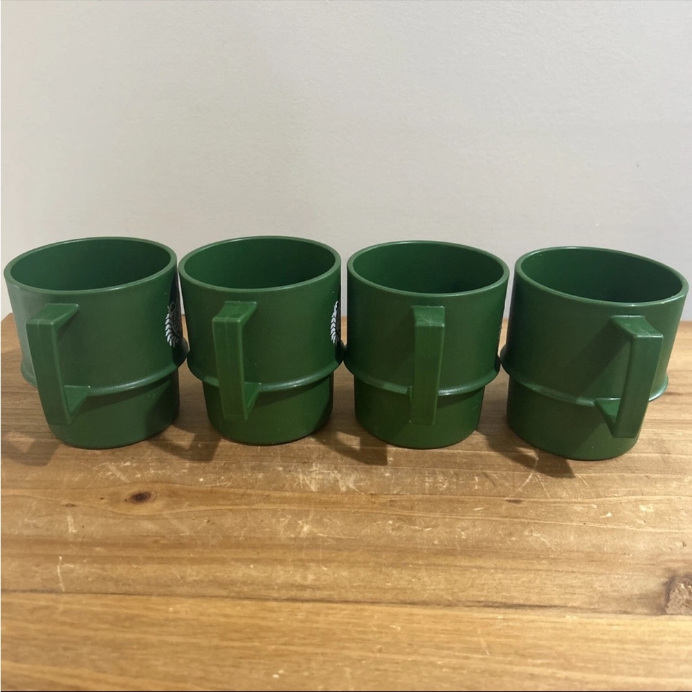 Vintage Tupperware Stackable Christmas Coffee Cups Mugs - Picture 5 of 5